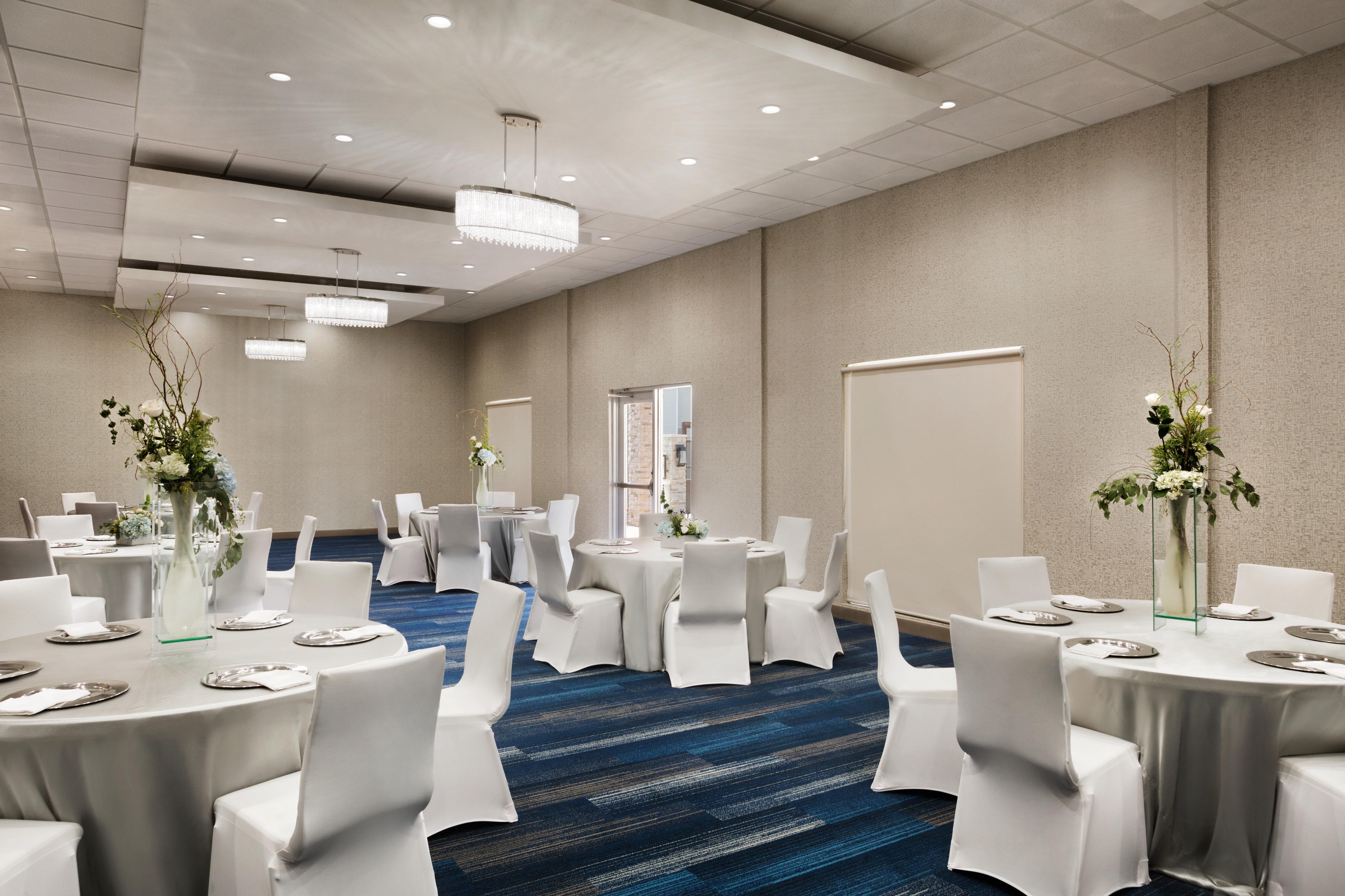 Holiday Inn Express & Suites - Mcallen - Medical Center Area By Ihg Exterior foto