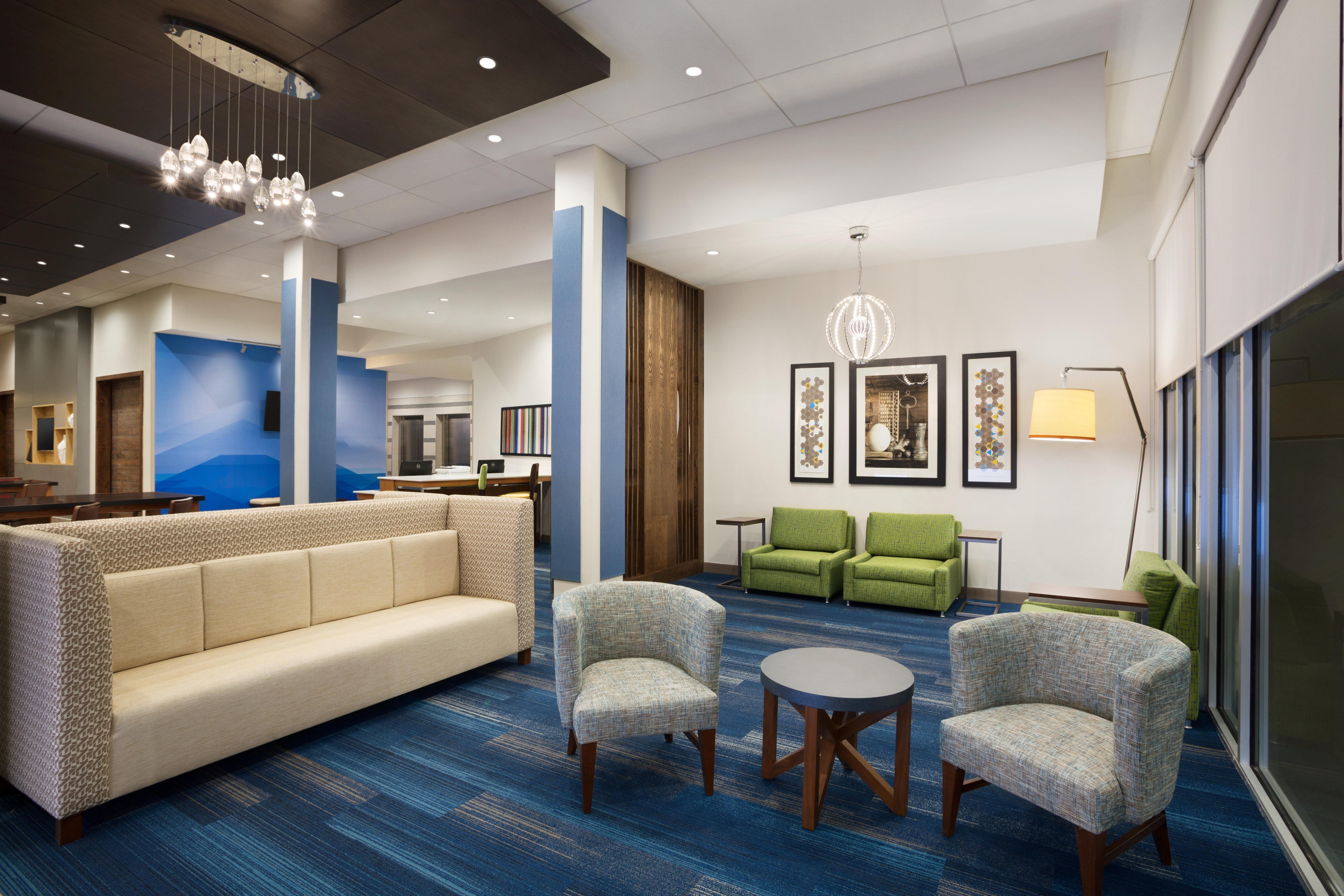 Holiday Inn Express & Suites - Mcallen - Medical Center Area By Ihg Exterior foto