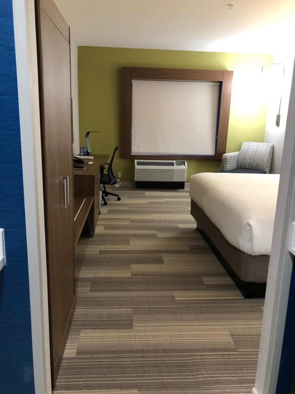 Holiday Inn Express & Suites - Mcallen - Medical Center Area By Ihg Exterior foto
